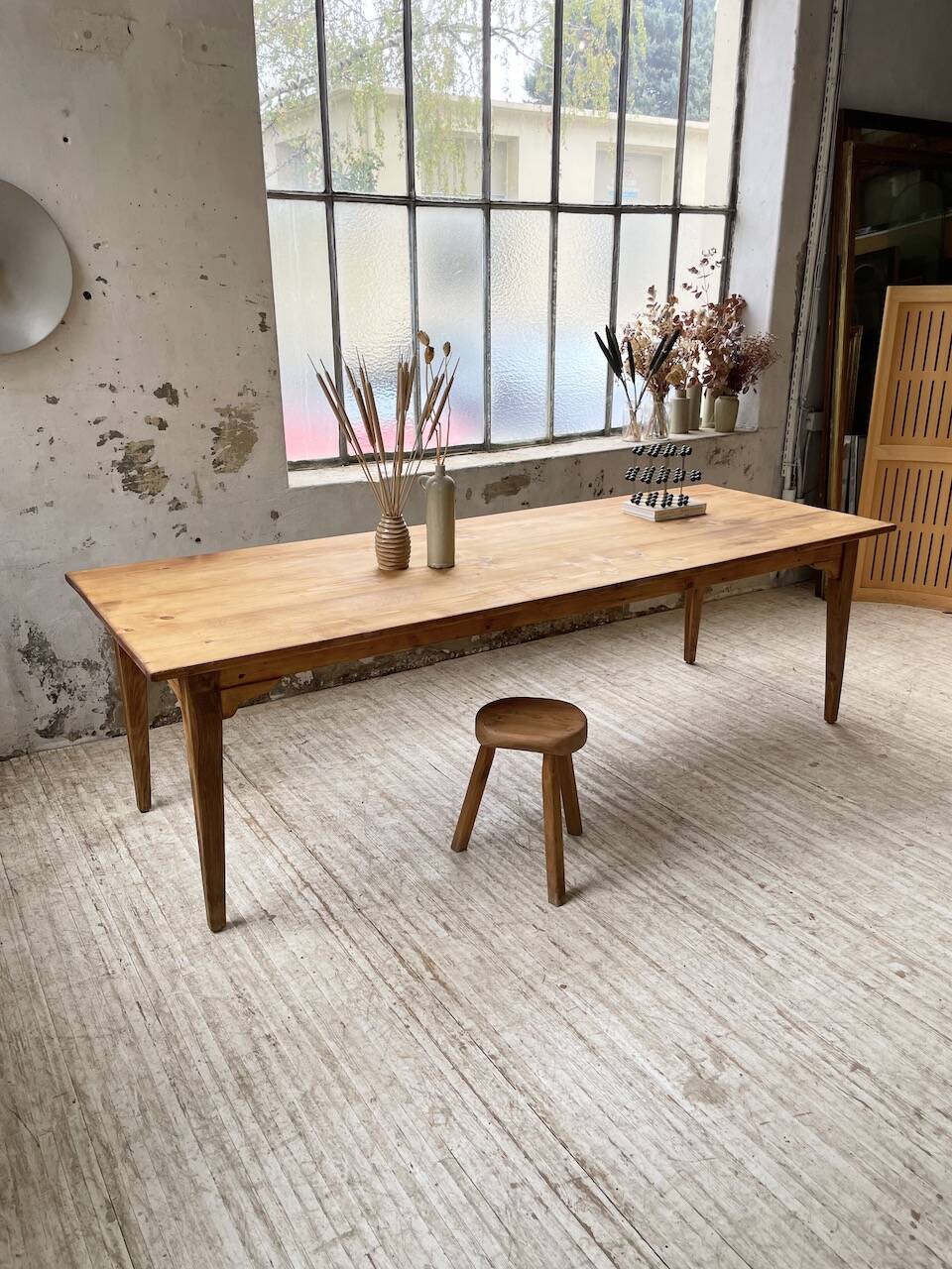Farmhouse table with spindle legs 2.50m
