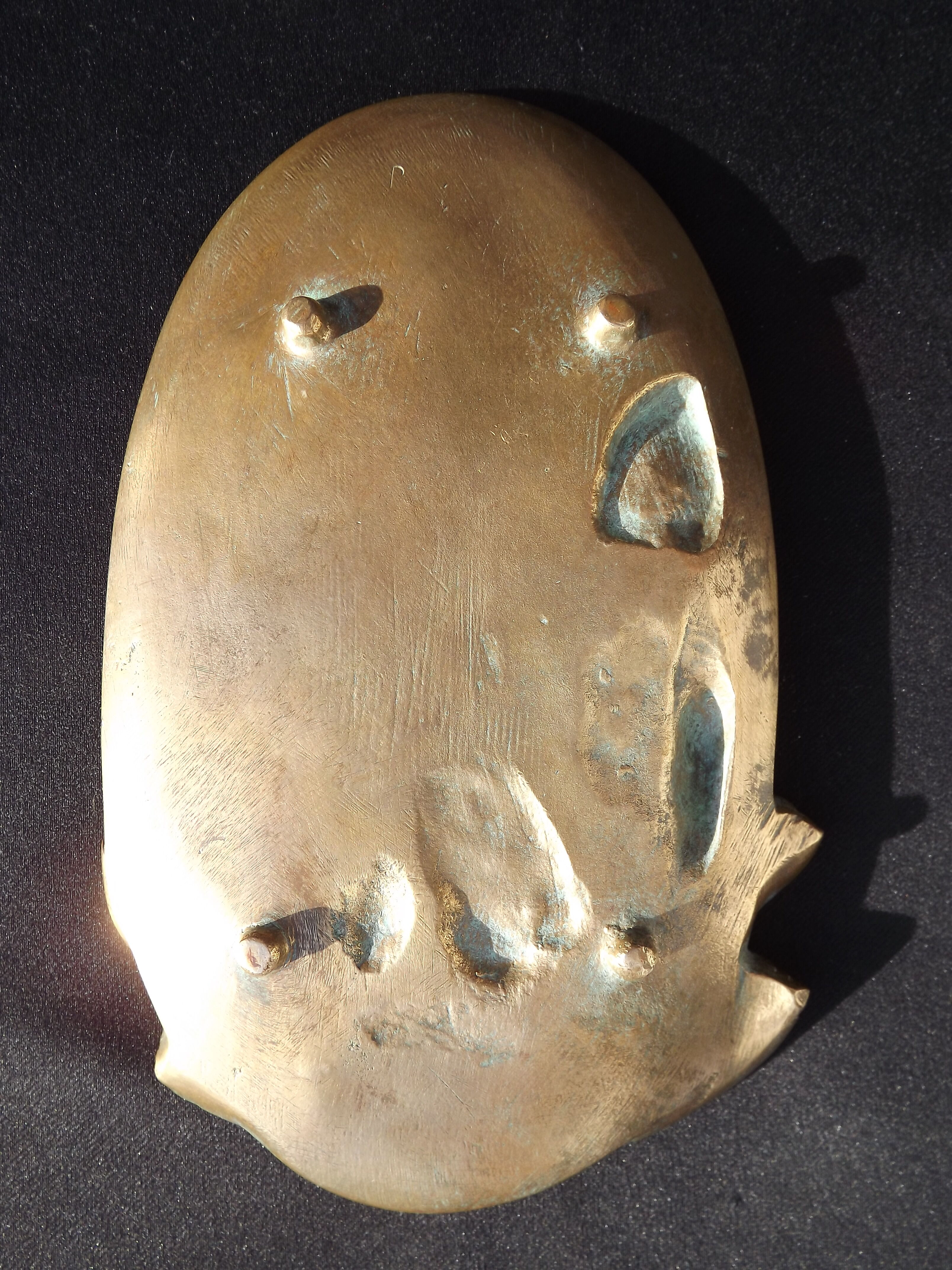 Empty Art Nouveau pocket