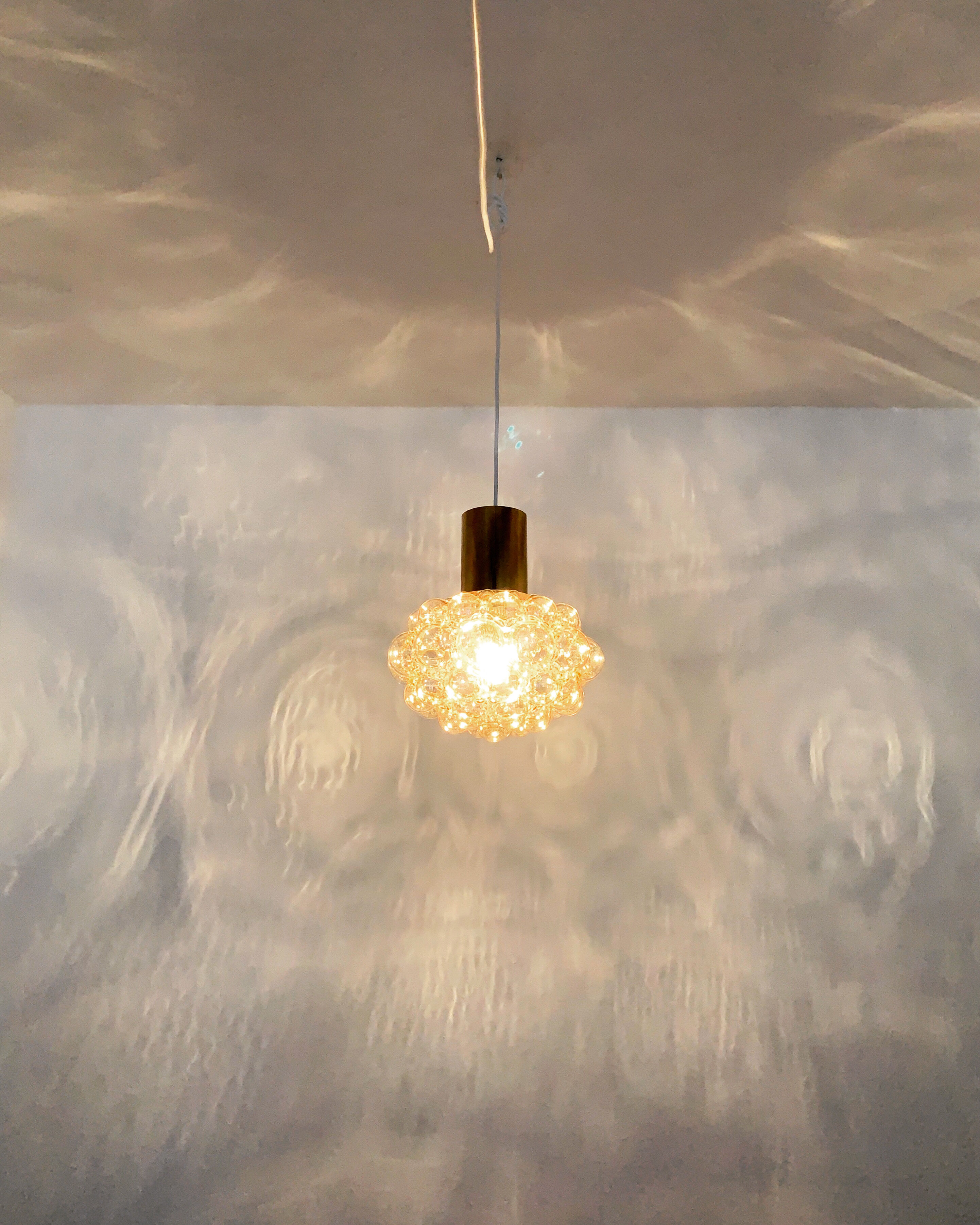 Bubble glass pendant lamp by Helena Tynell for Glashütte Limburg