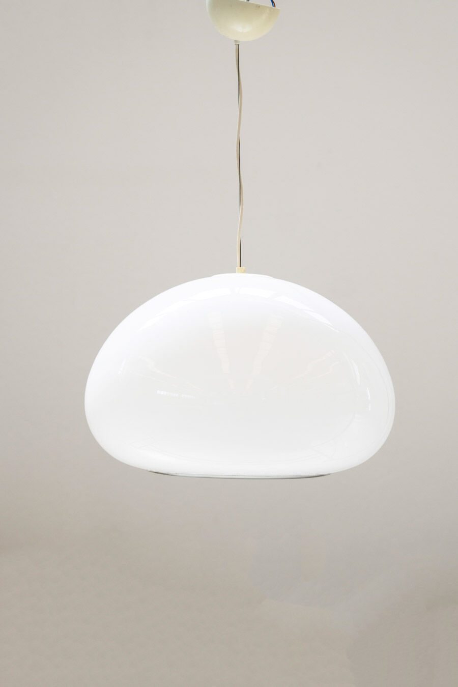 Black and white ceiling lamp, by Pier Giacomo and Achille Castiglioni for Flos 1965