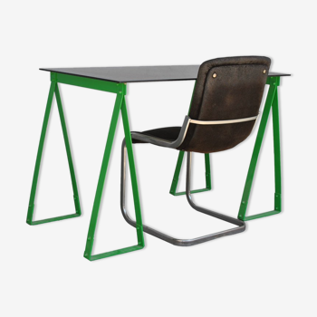 Green office in tripods of 1980s lacquered with black velvet Chair