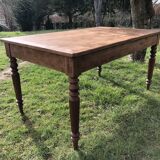 Farm table