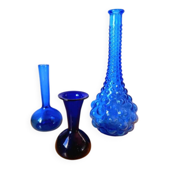 Soliflore en verre bleu