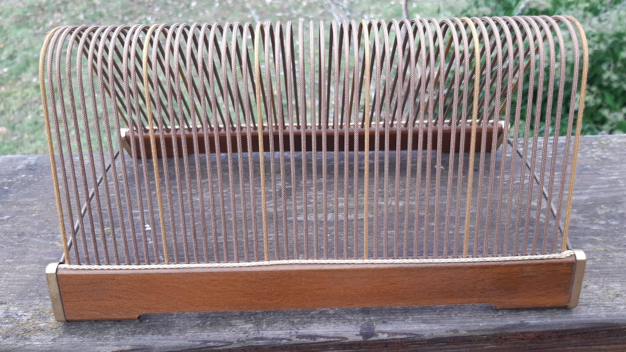 Polydor brand vinyl holder