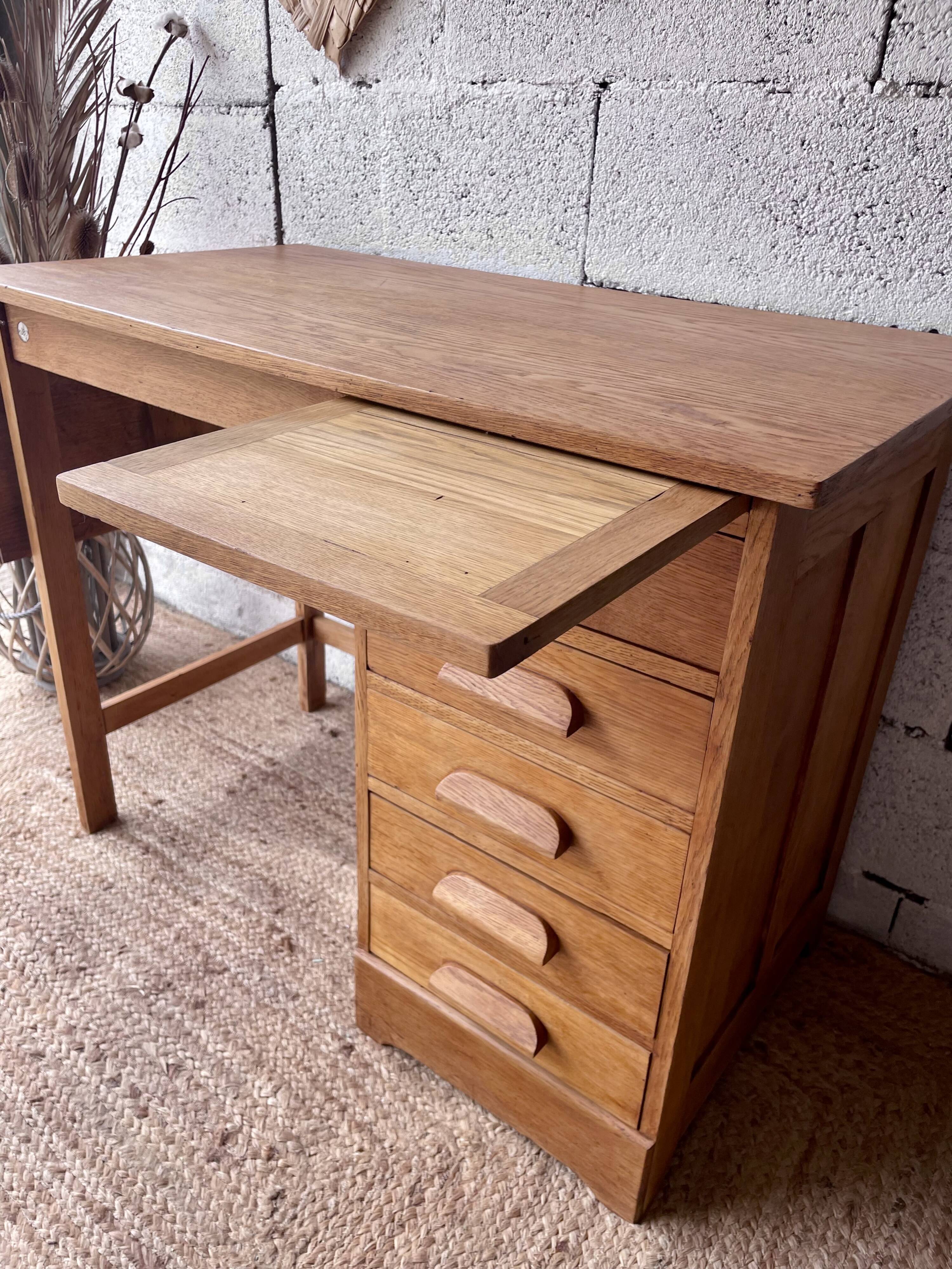 Small wooden desk