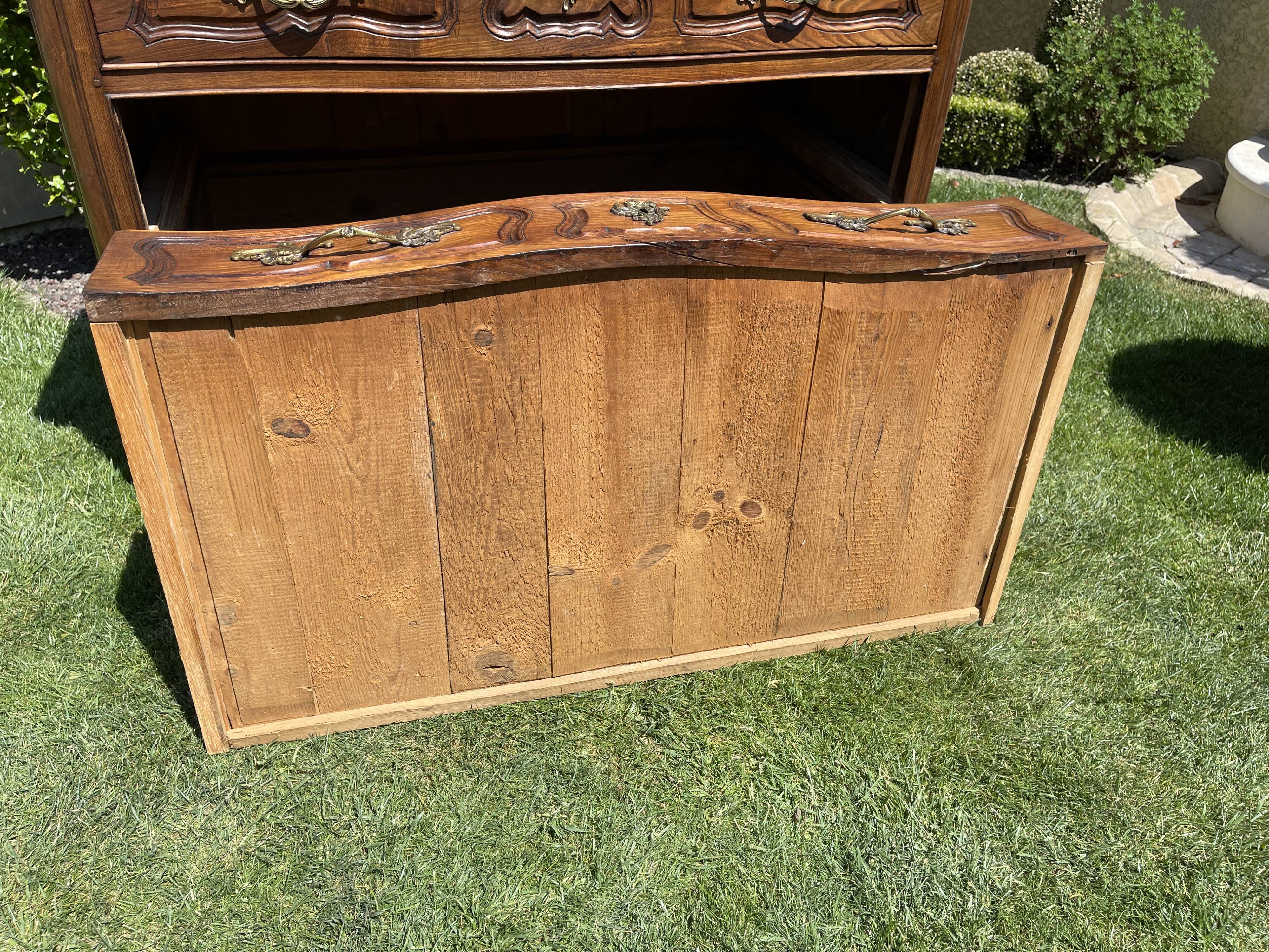 Commode in cherry tree of louis XV - eighteenth century