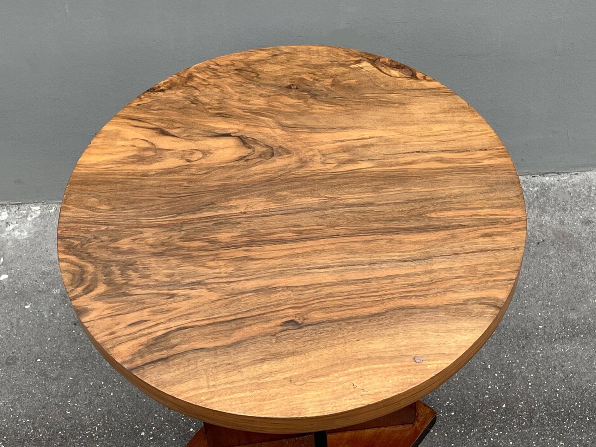 Modernist art deco pedestal table