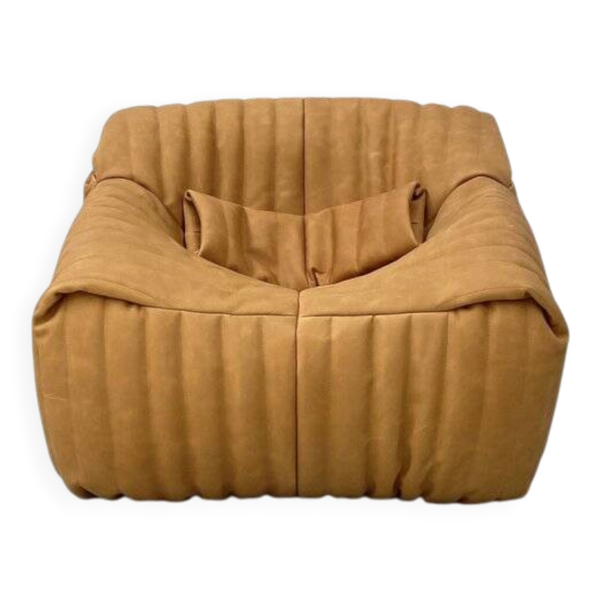 Sandra chair in camel leather by Annie Hiéronimus for Cinna/Ligne Roset.