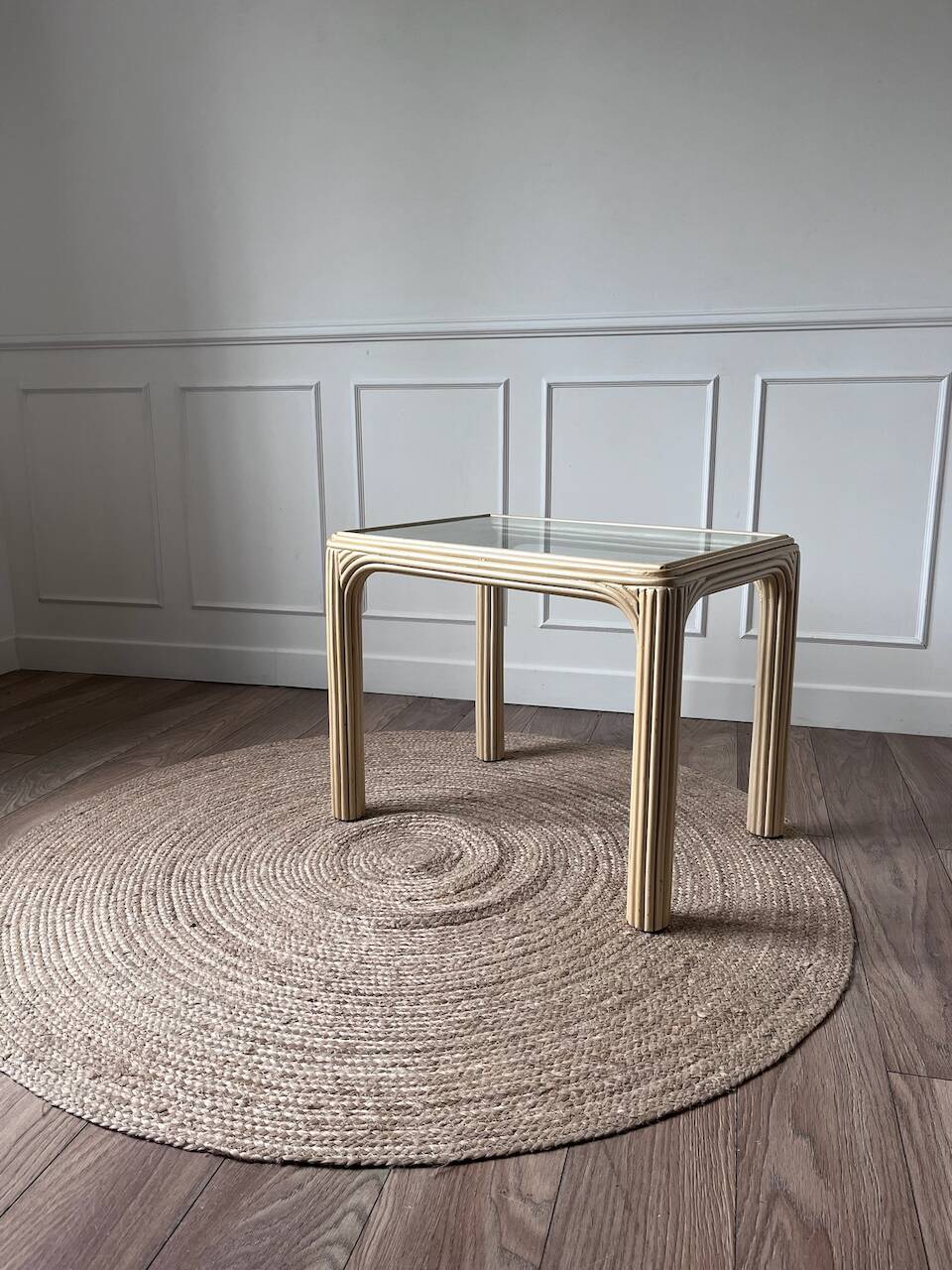 Table basse rotin doré