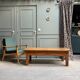Grande table basse vintage en bois massif (rénovée)