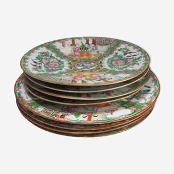 Set of 8 Chinese plates China early twentieth century