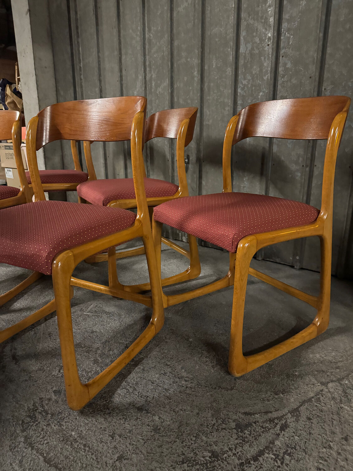 Set of 6 sled chairs