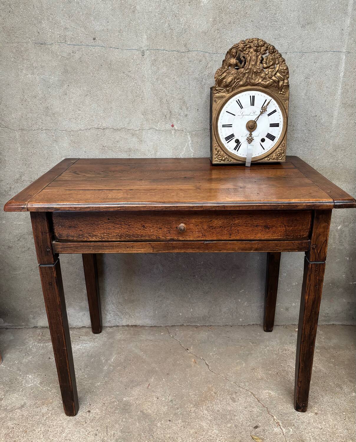 Solid oak dining room, kitchen or desk table