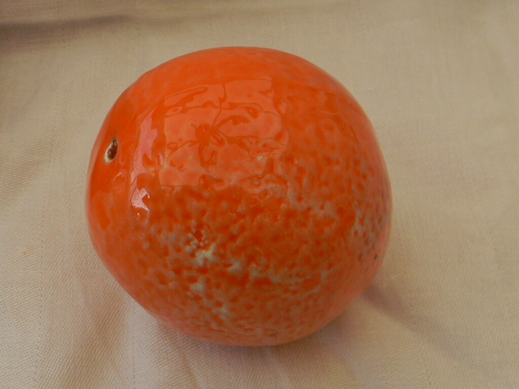 3 vintage ceramic fruits