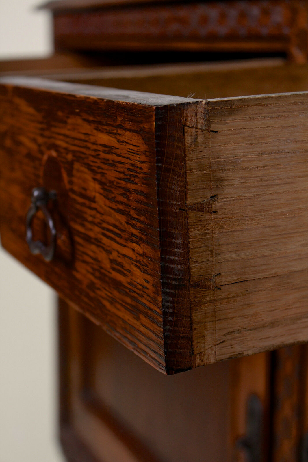 Hairdresser in carved oak arts crafts