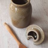 Sandstone mustard pot from Manoir CNP