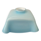 Opaline globe