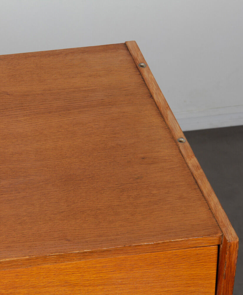 Commode en bois par Jiri Jiroutek modèle U-453 vers 1960