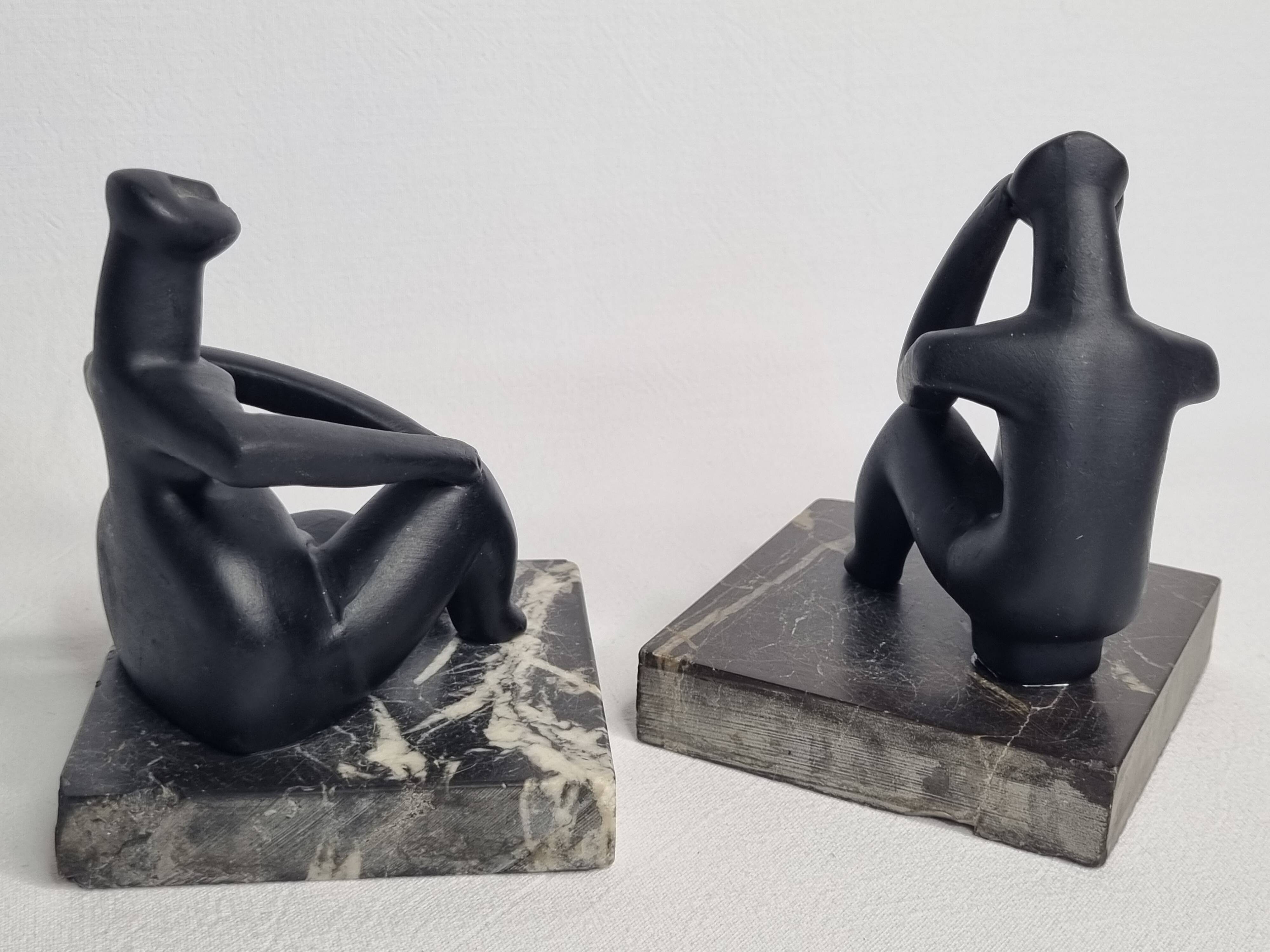 Pair of Hamangia sculptures, the Thinkers of Cernavoda, 12 cm