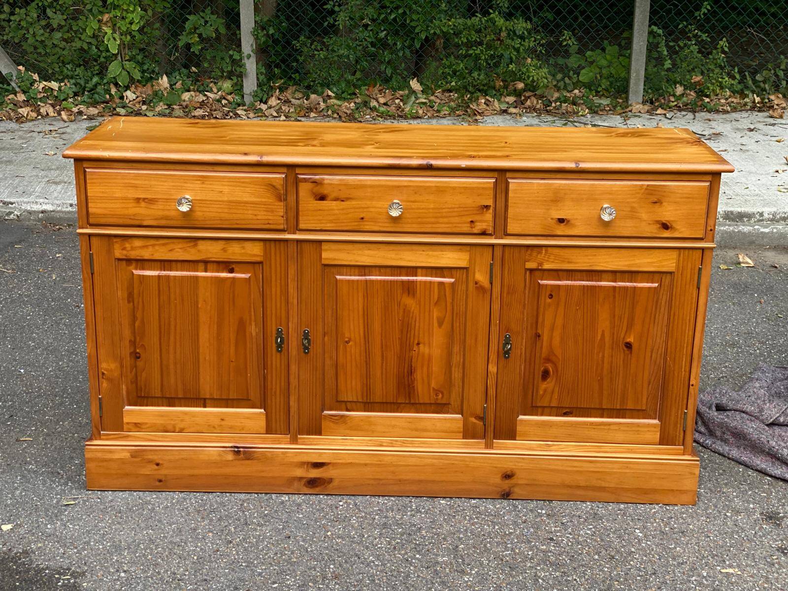 Large English display cabinet in solid wood, 20th century, 155cm