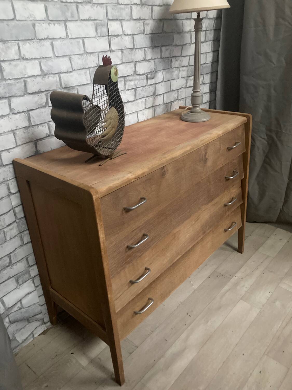 Vintage chest of drawers