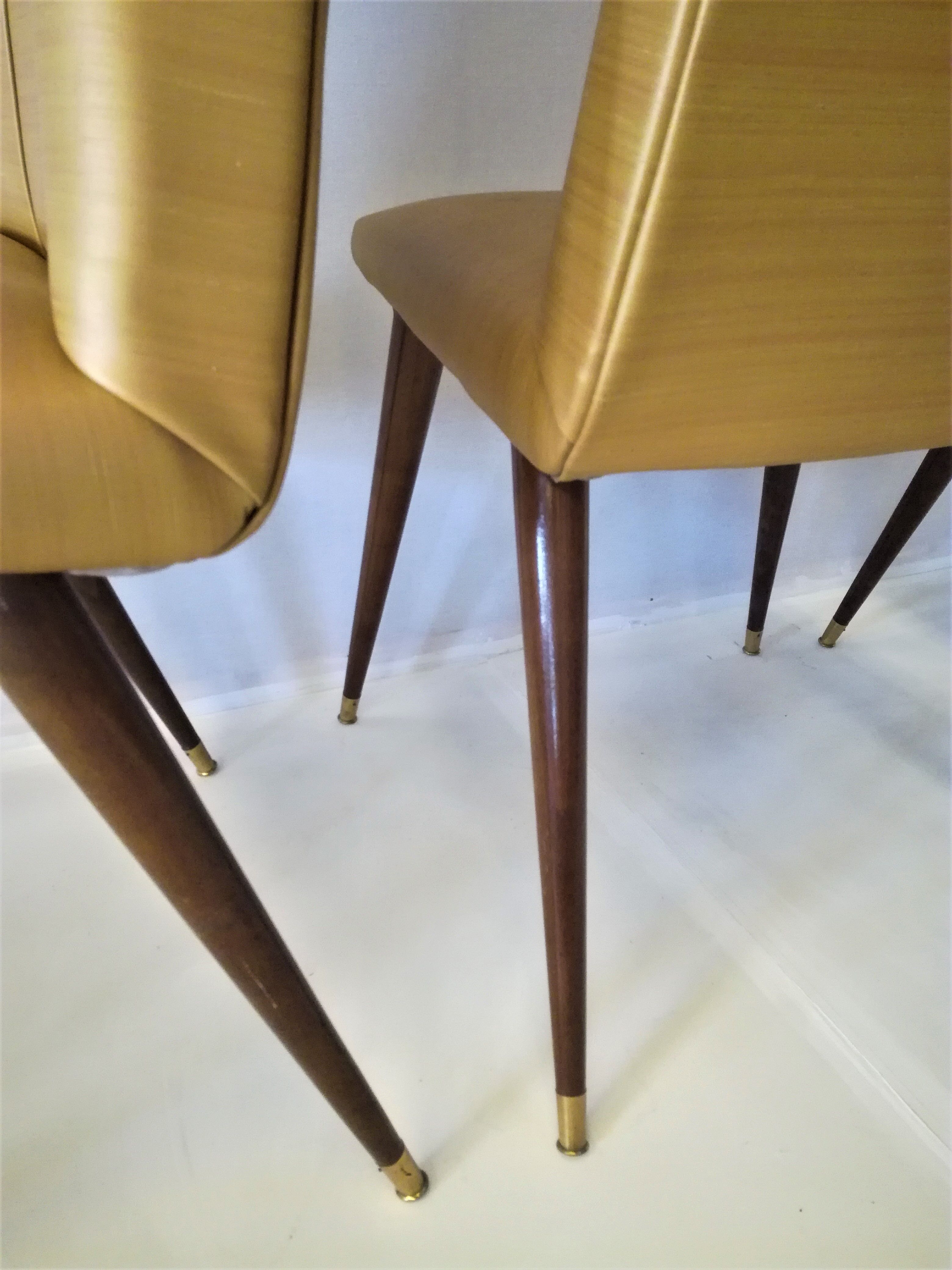 Series of 6 vintage chairs compass feet