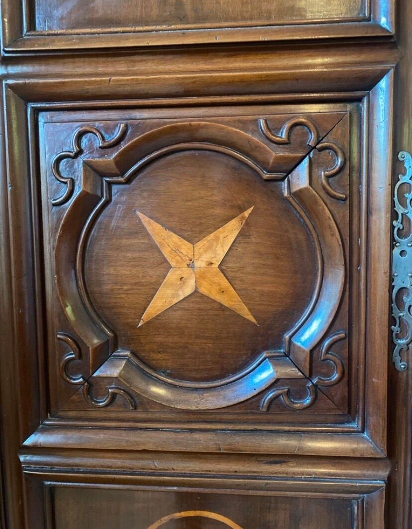 “Large regional 18th-century walnut inlaid wardrobe”