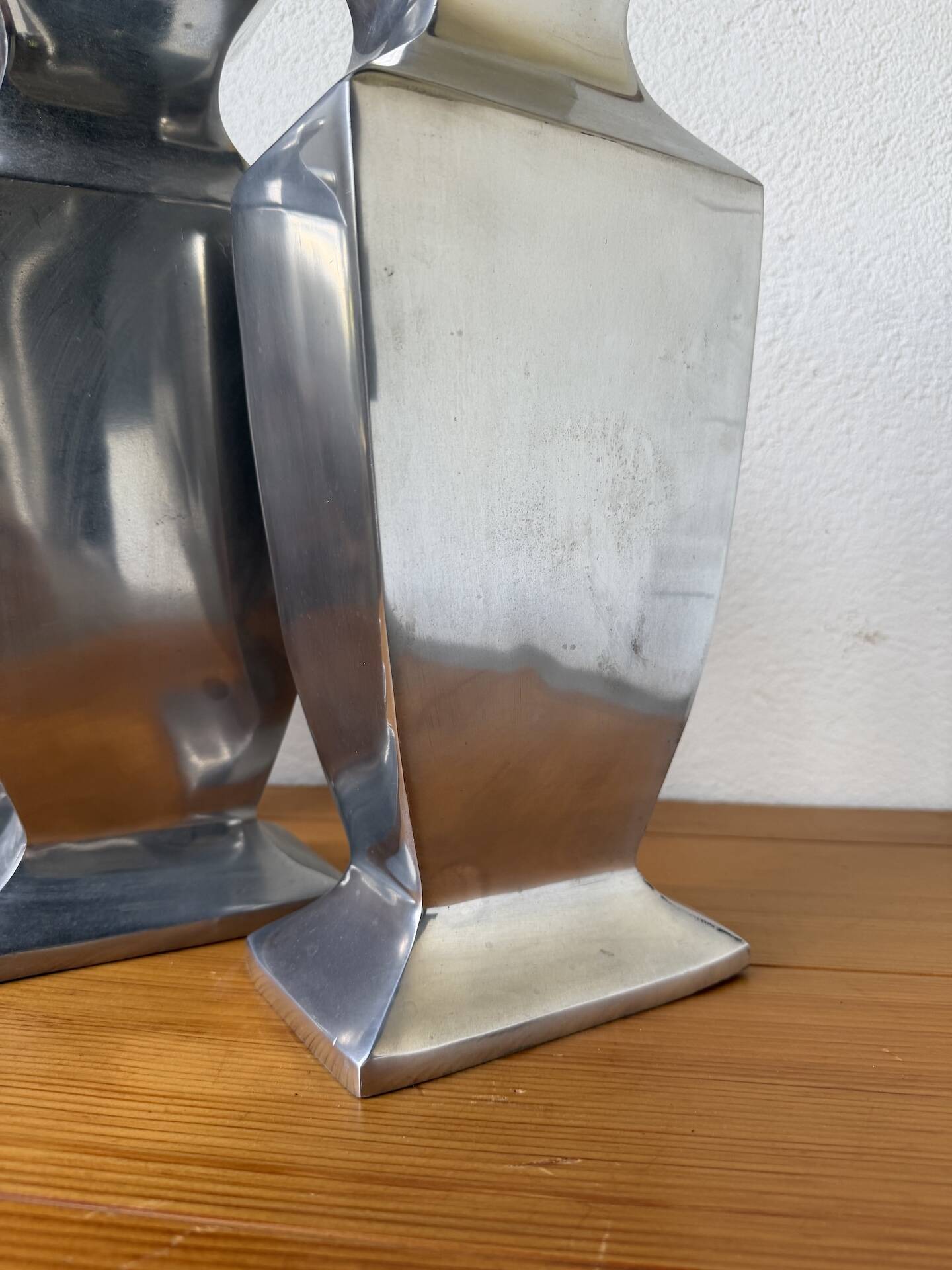 Set 4 vases en fonte d’aluminium