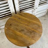 Raw wood pedestal table
