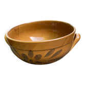 Stoneware salad bowl 3 litres with leaf design.