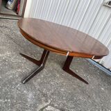 Baumann teak round table