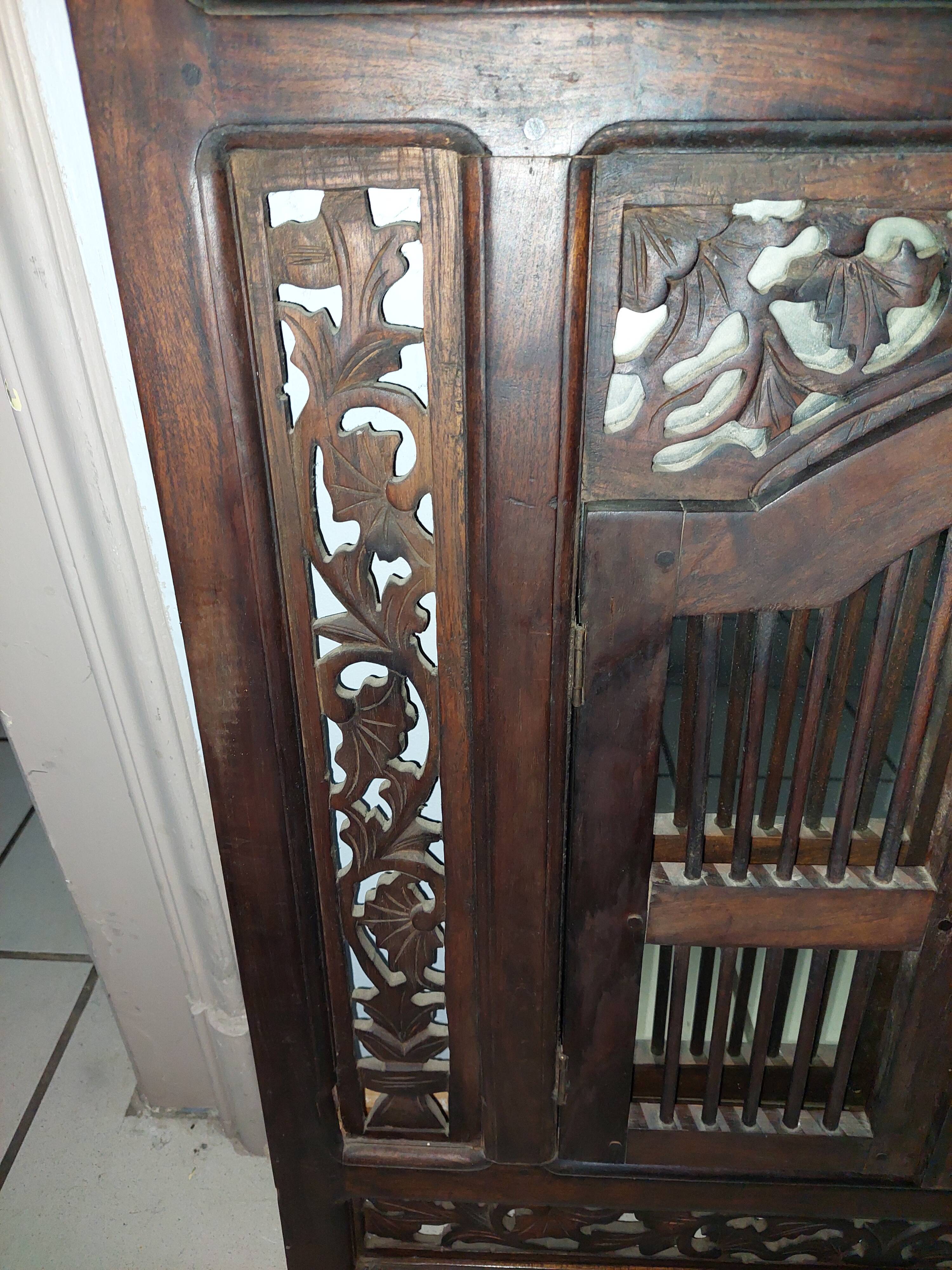 Mirror with shutters carved Indonesian