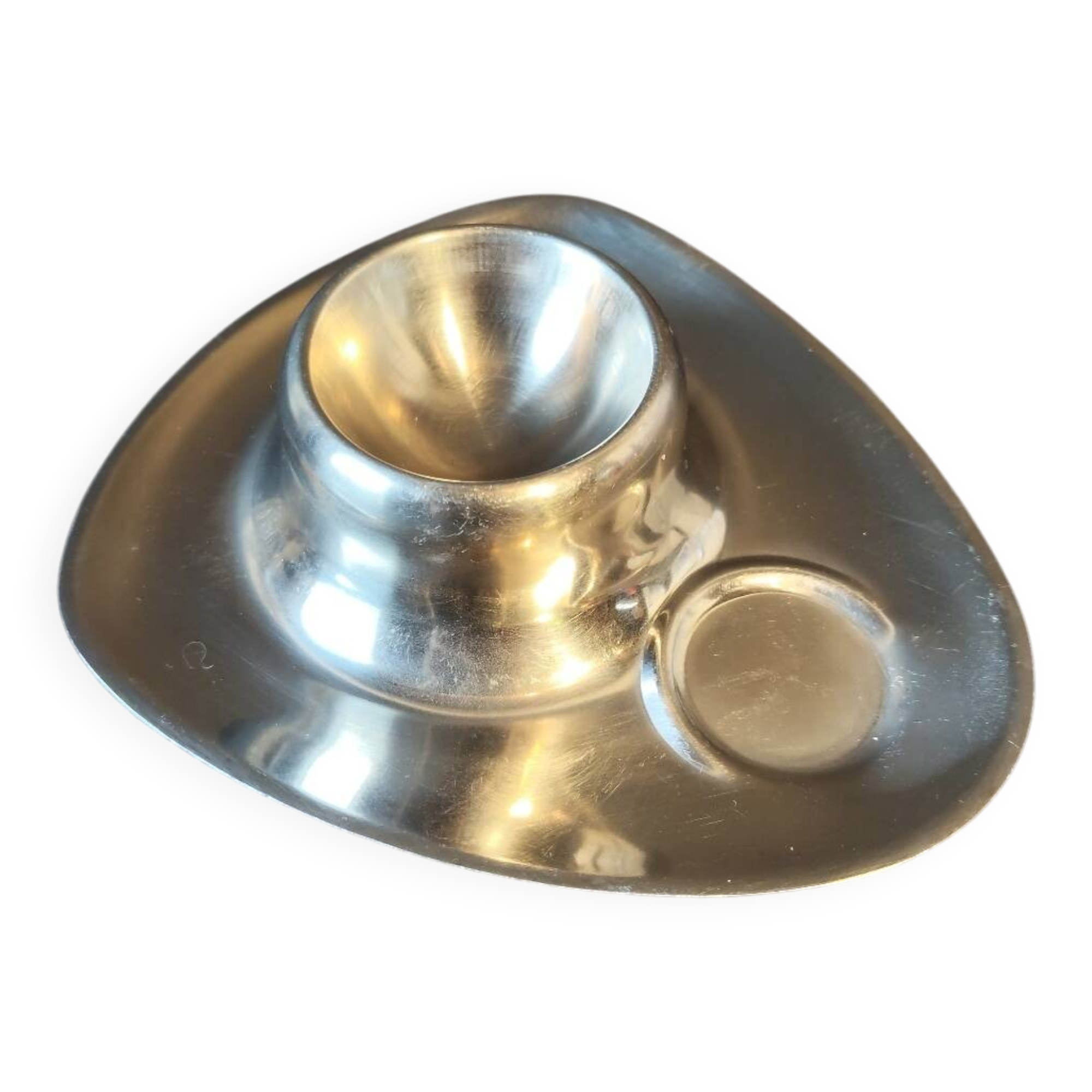 Modernist metal egg cup – Alessi spirit