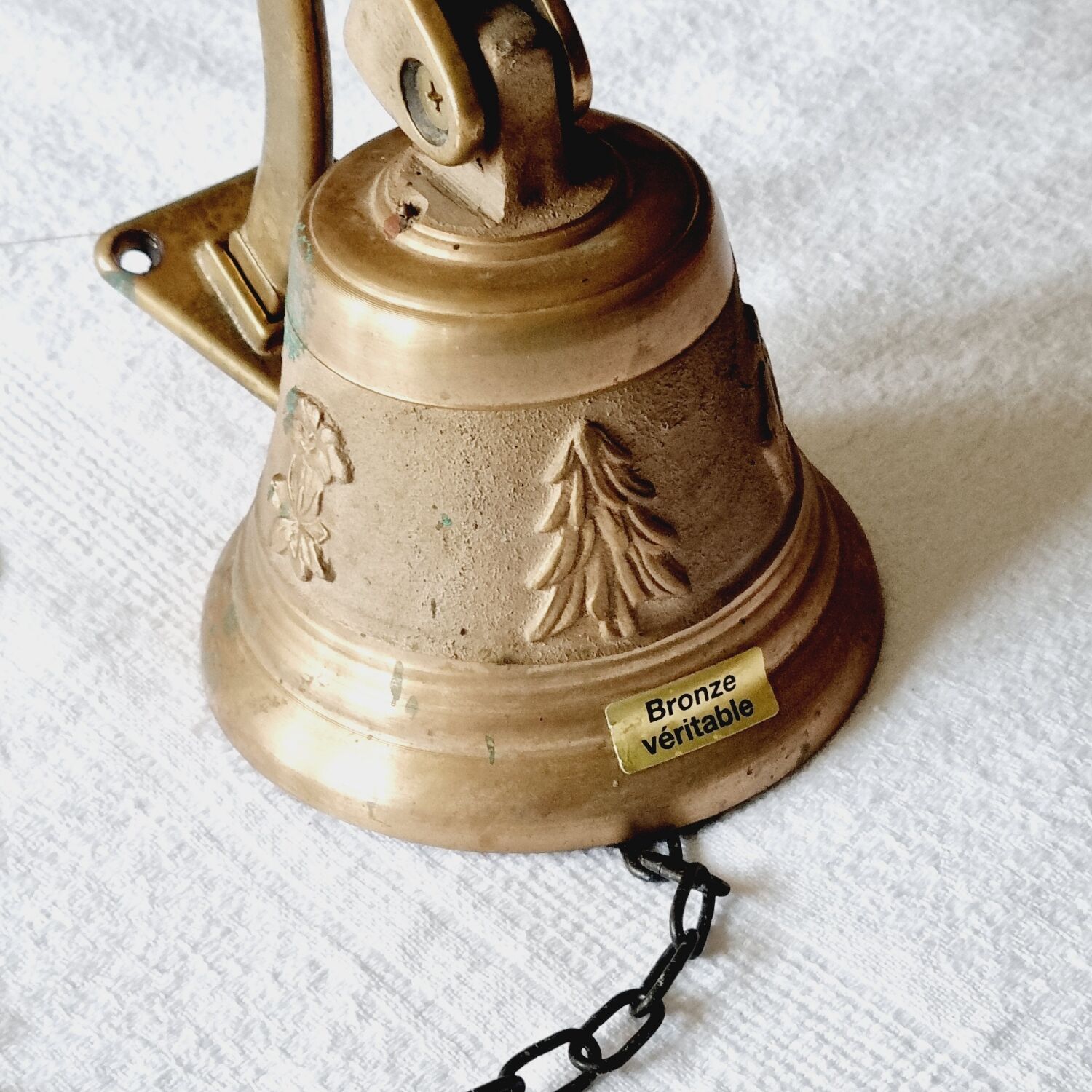 Cloche en bronze