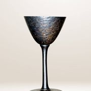 Set de six verres à pied en métal martelé