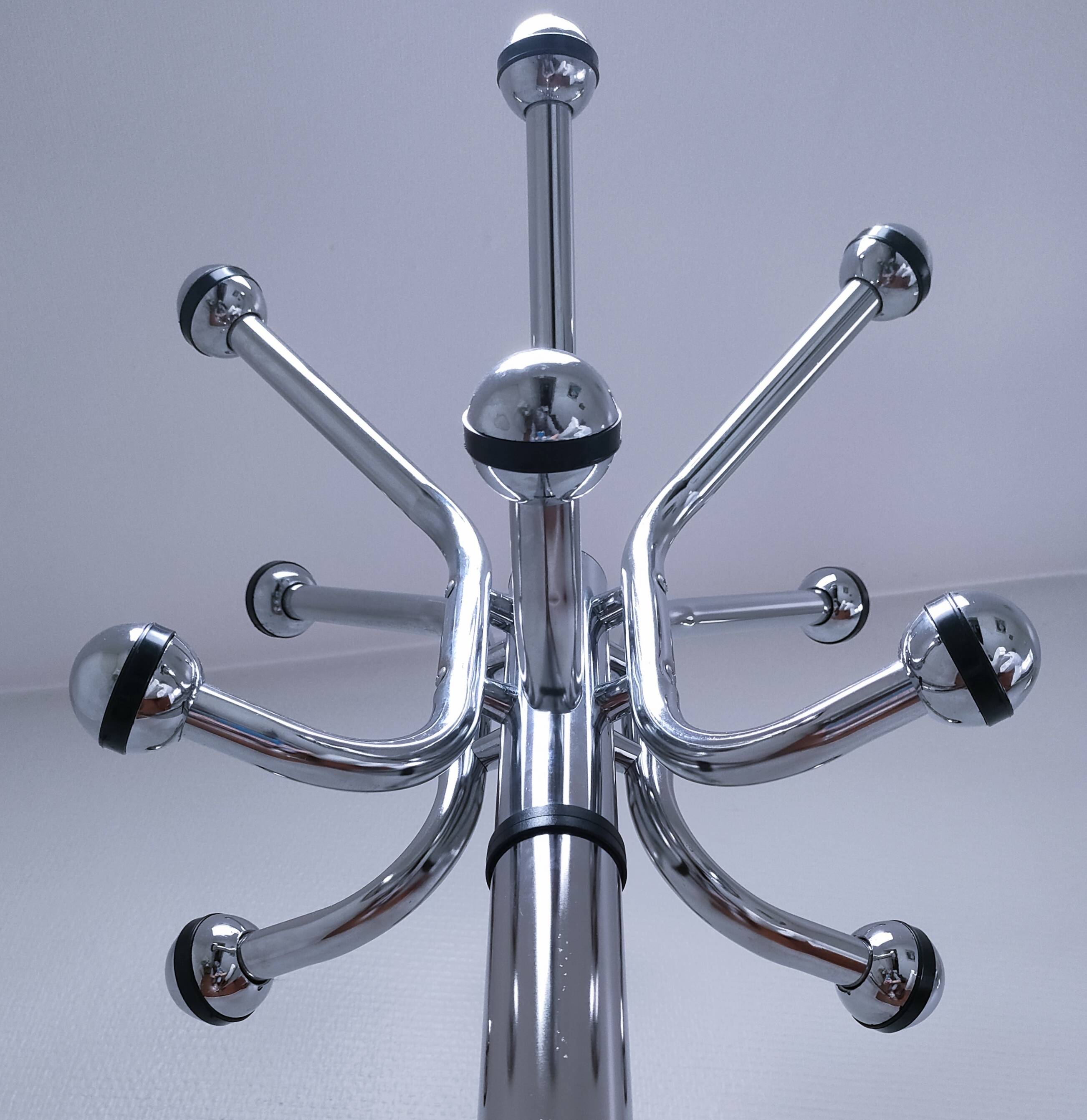 Portemanteau métal chromé design années 80