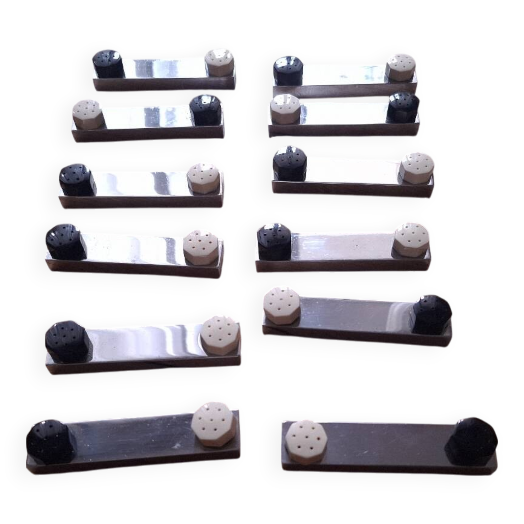 Box of 12 art deco knife holders (salt shaker, pepper shaker)