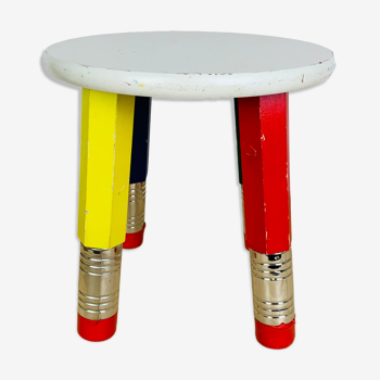 Tabouret crayon par Pierre Sala pour enfants