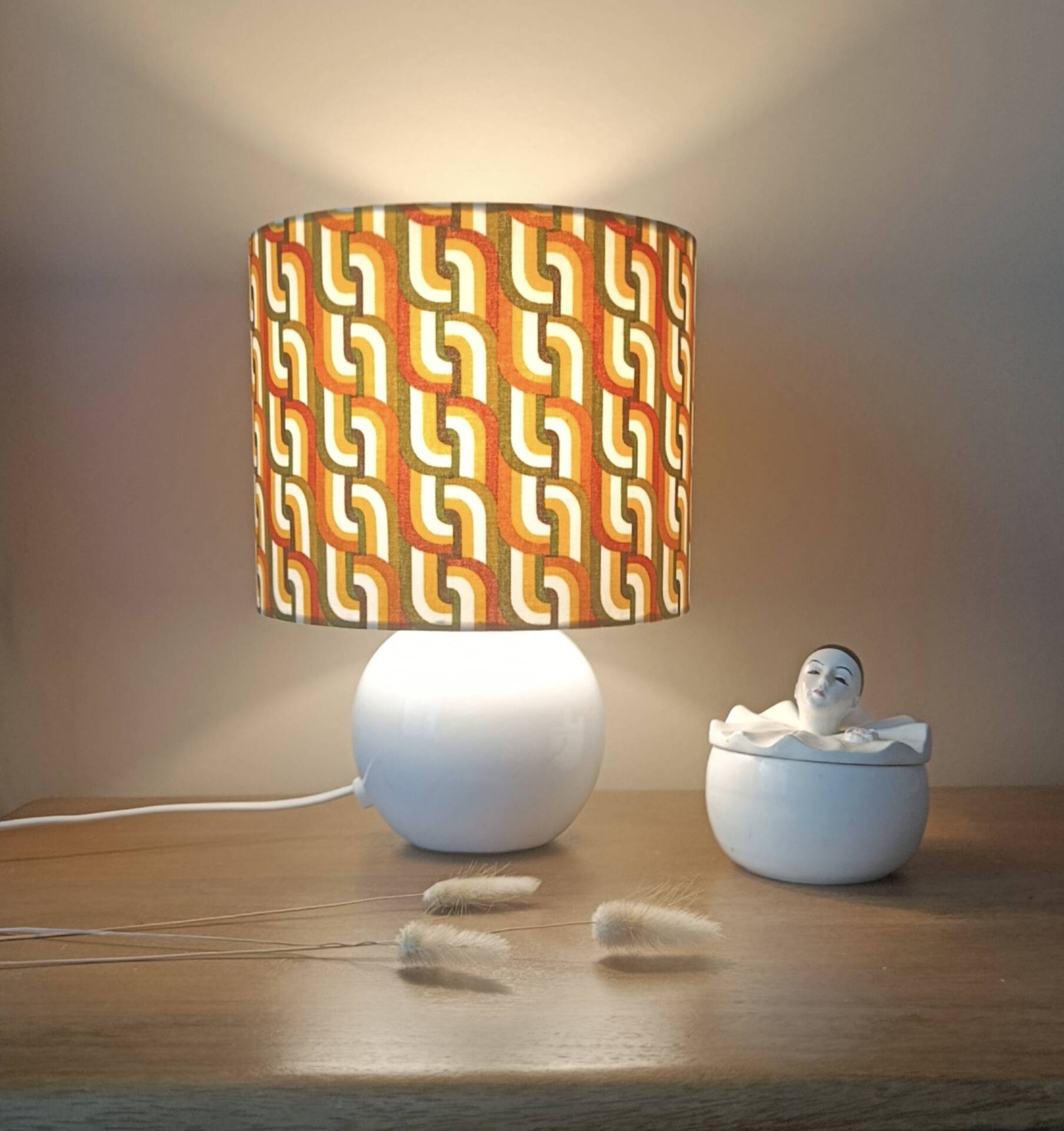 Seventies spirit lamp | psychedelic green/orange lampshade