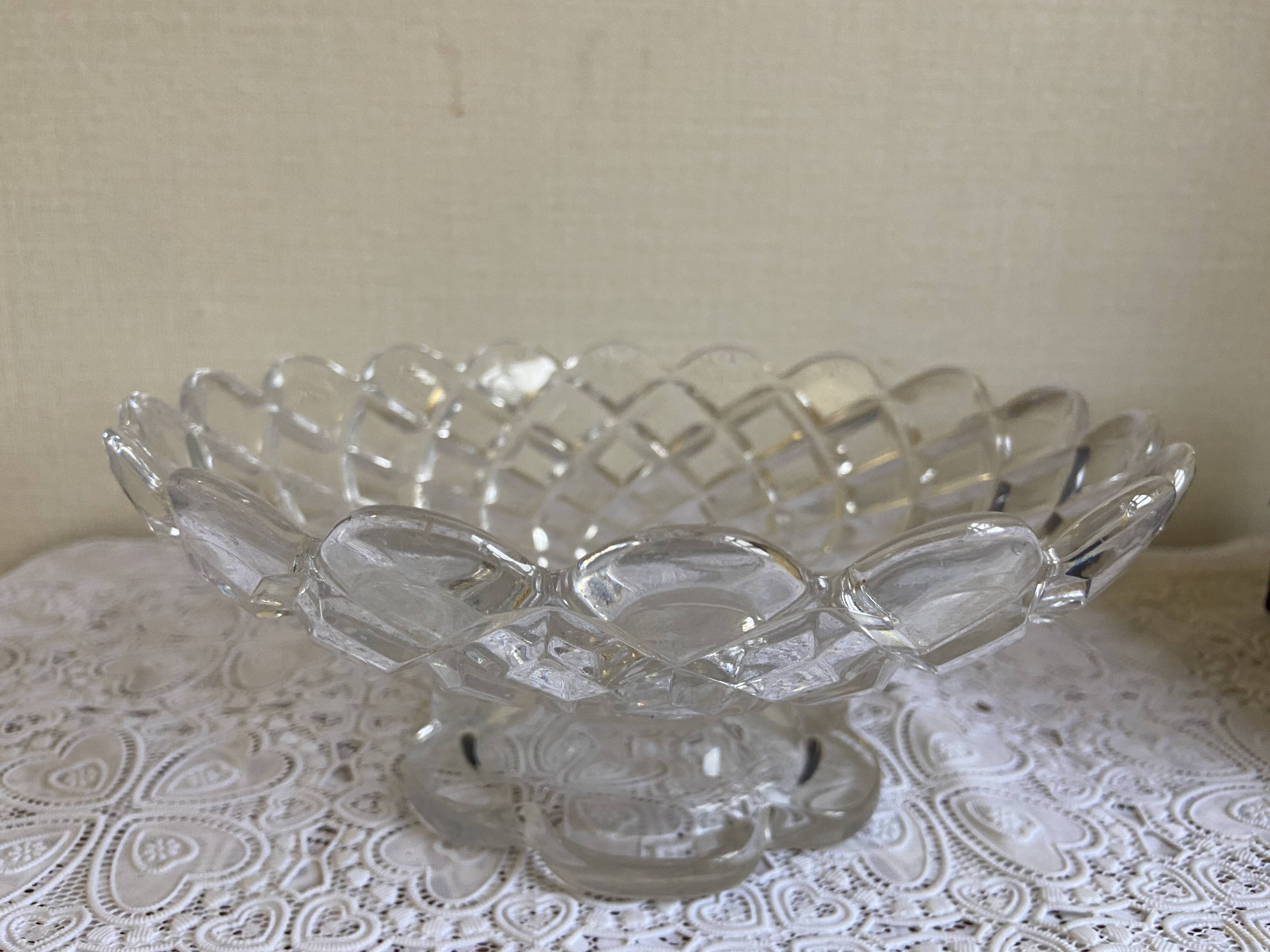 Crystal fruit bowl