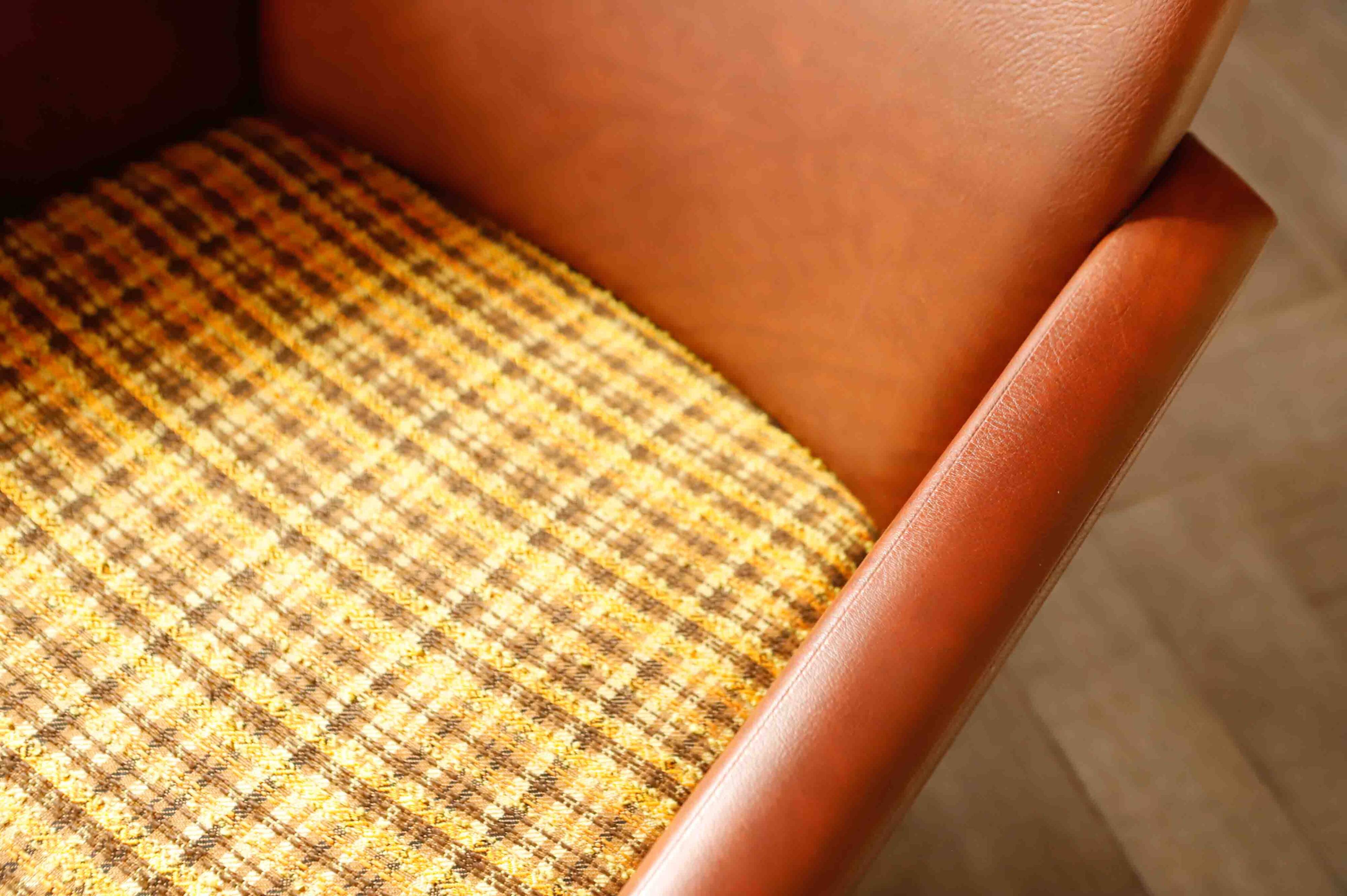 Set of 2 DDR Vintage Swivel Armchairs (1970s)