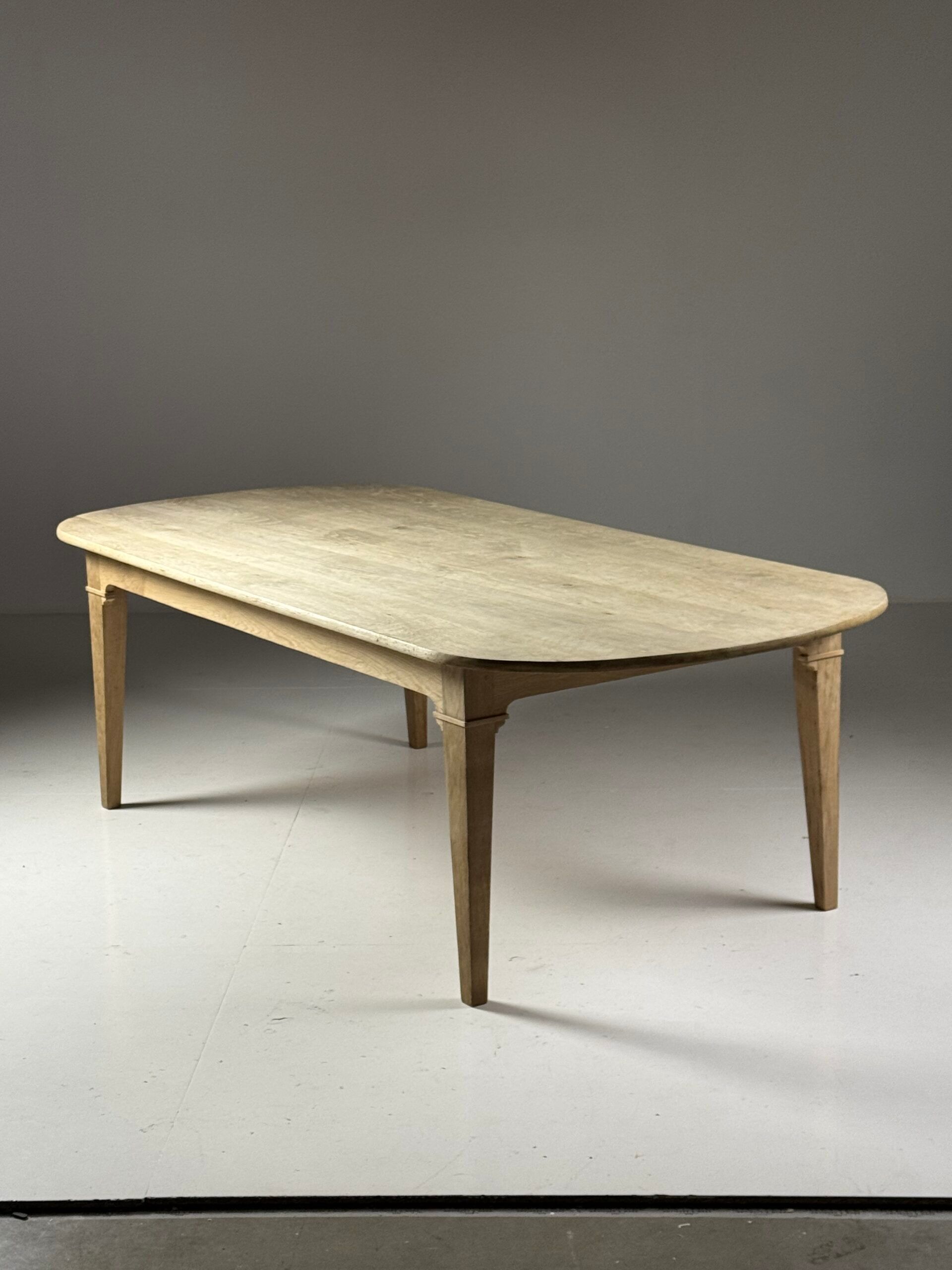 Monastery table oval 250cm oak