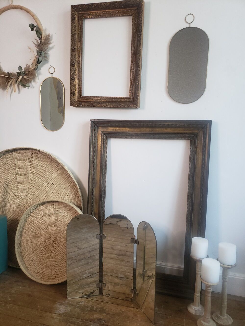 Mercury triptych mirror