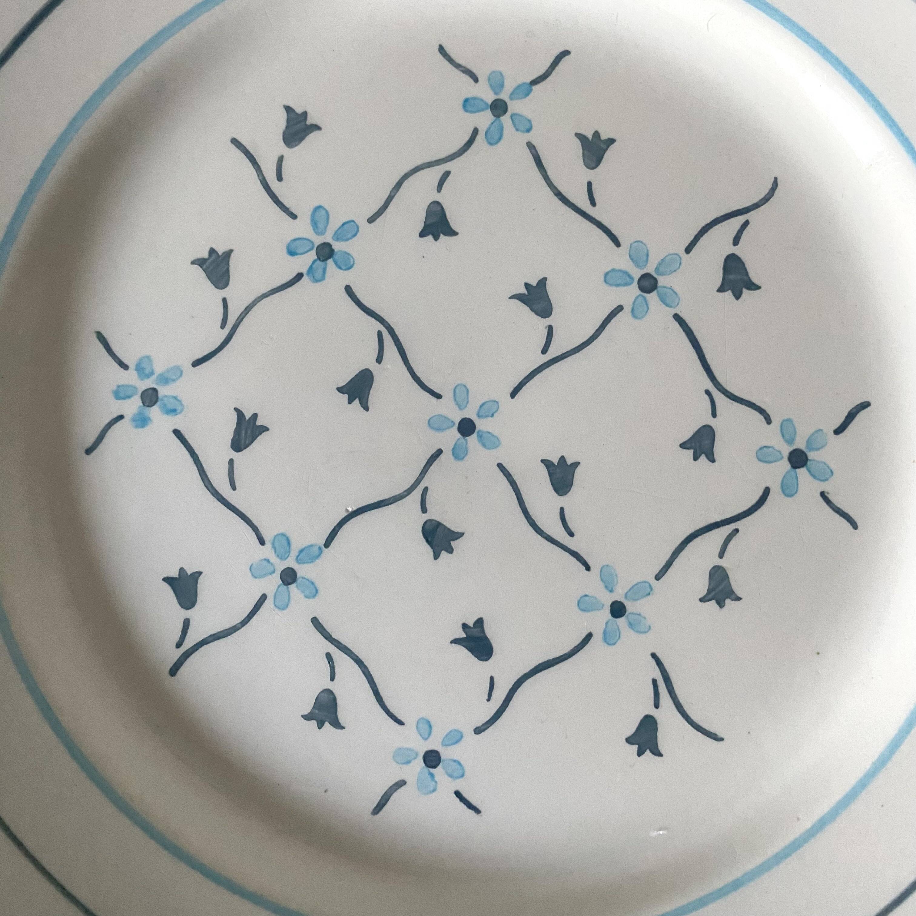 Lunéville dessert plates, flowers, Fontainebleau decor