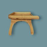 Old bed platform with a varnished wooden reading shelf, Torck