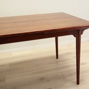 Table en palissandre, design danois, Omann Jun, designer : Gunni Omann