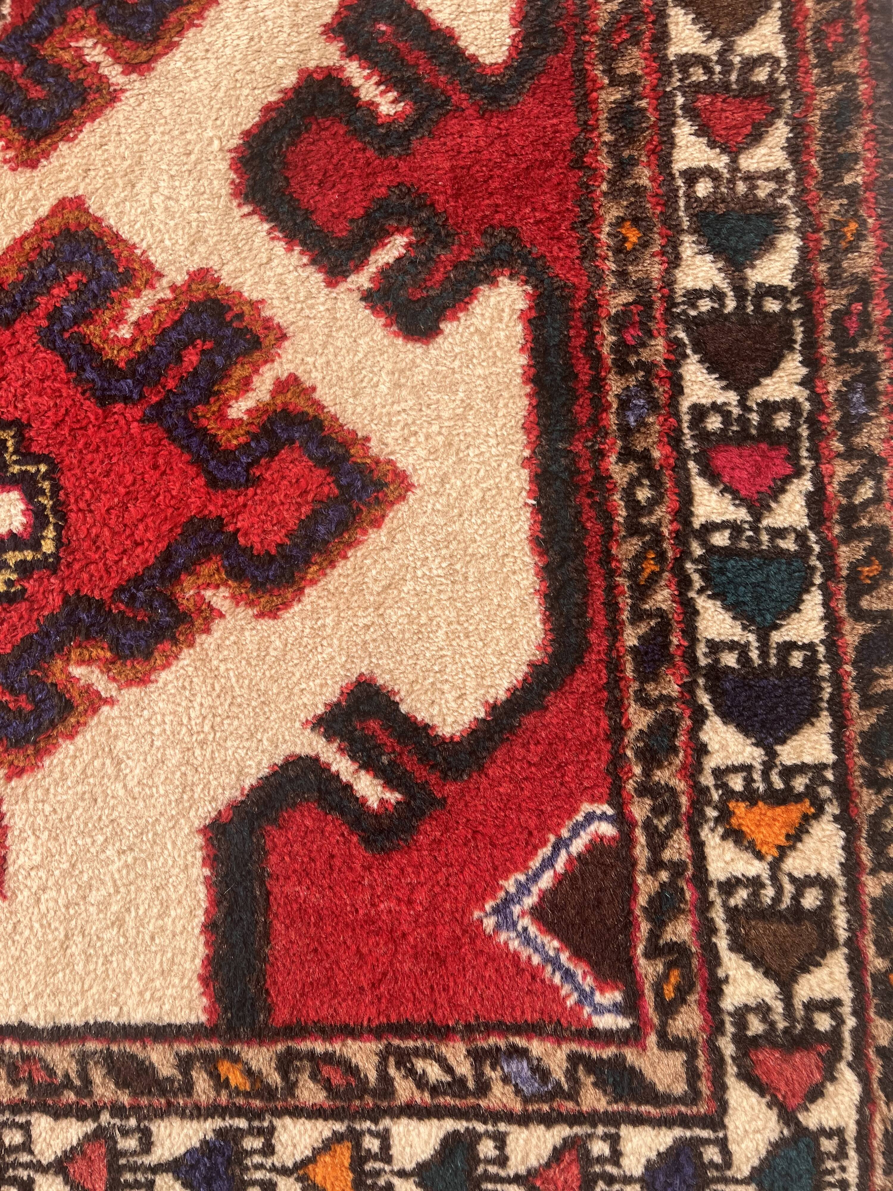 Small wool Hamadan rug