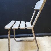 6 vintage garden chairs made of wood and metal
