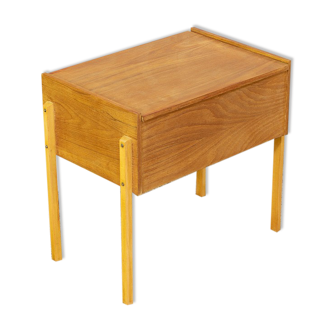 Scandinavian bedside table 50.5 cm