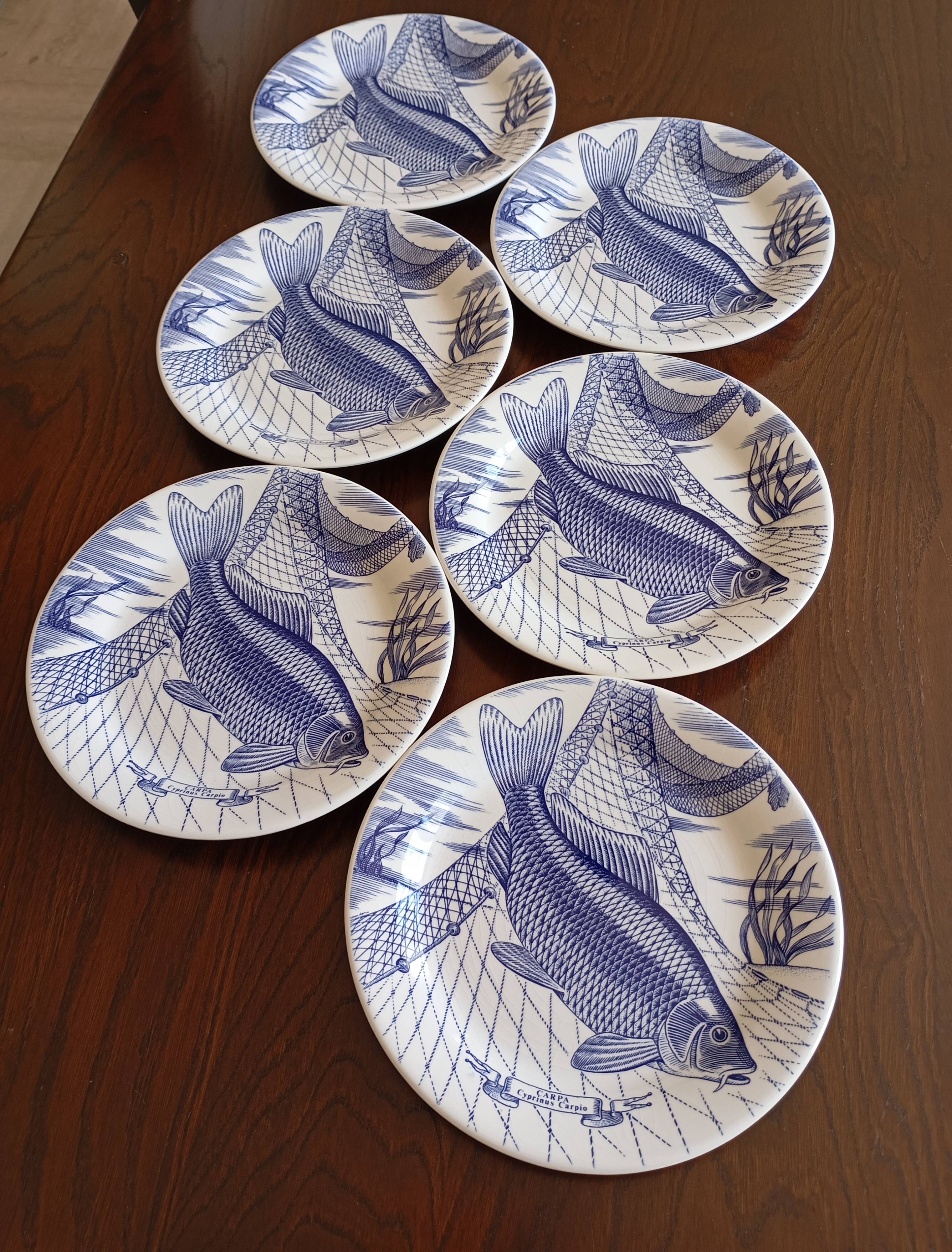 6 English Ironstone Tableware dinner plates